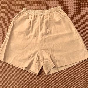 Beige shorts
